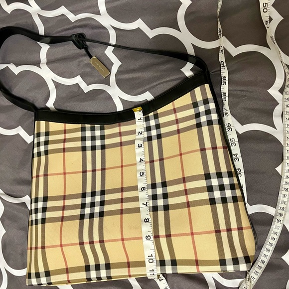 Authentic Burberry London Nova Check Shoulder Bag - Picture 4 of 7